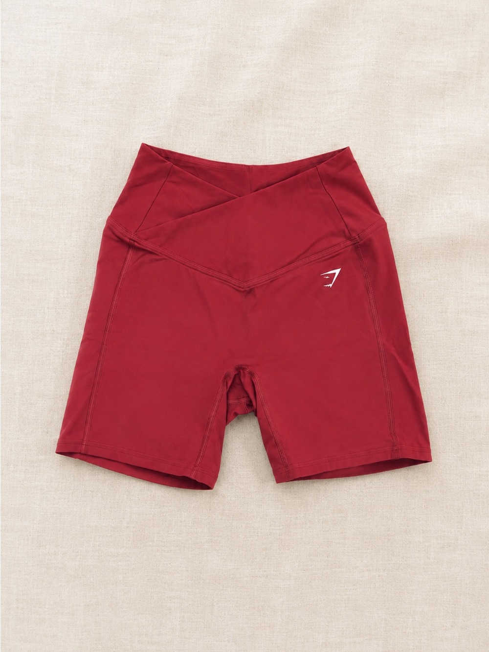 Gymshark Crossover Waist Biker Shorts Women’s Size S Burgundy High Rise